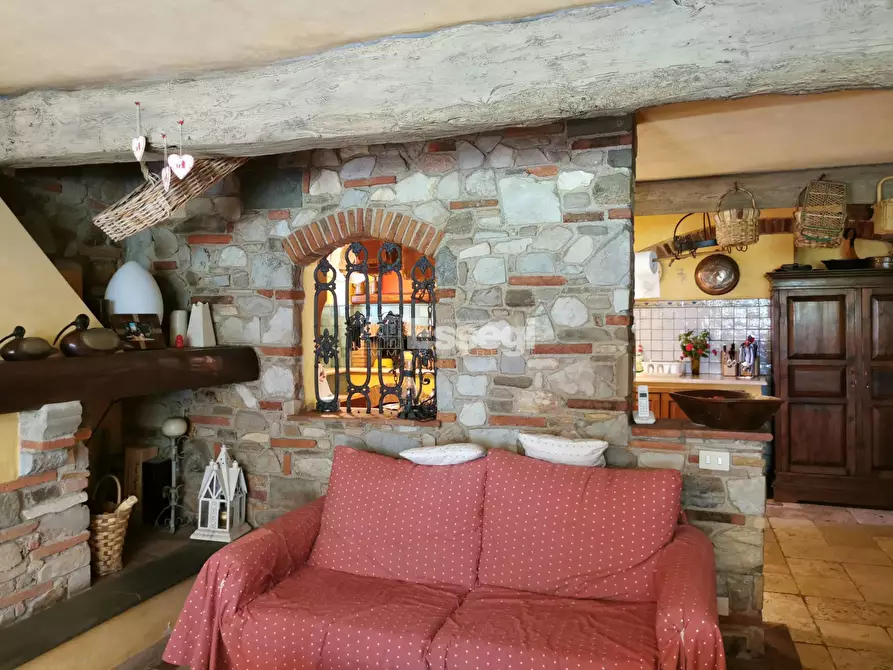 Immagine 44 di Villa in vendita  a Lucca