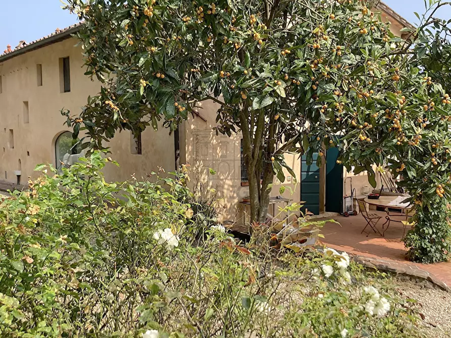 Immagine 8 di Rustico / casale in vendita  in Via della Scogliera 182 a Lucca