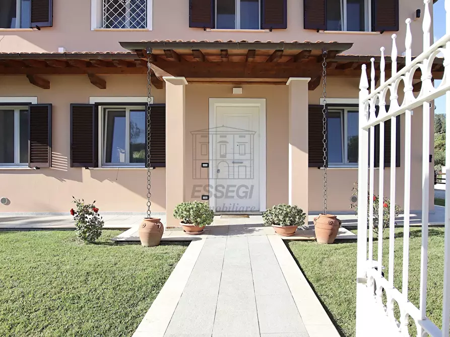 Immagine 4 di Villa in vendita  in Via di San Ginese a Capannori