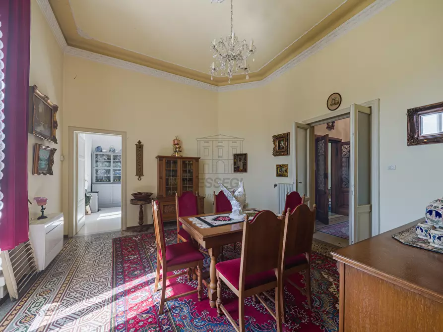 Immagine 41 di Villa in vendita  a Lucca