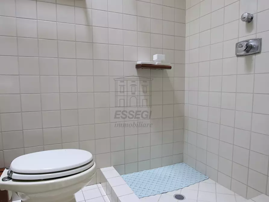 Immagine 54 di Villa in vendita  in Via della Chiesa di Gragnano a Capannori