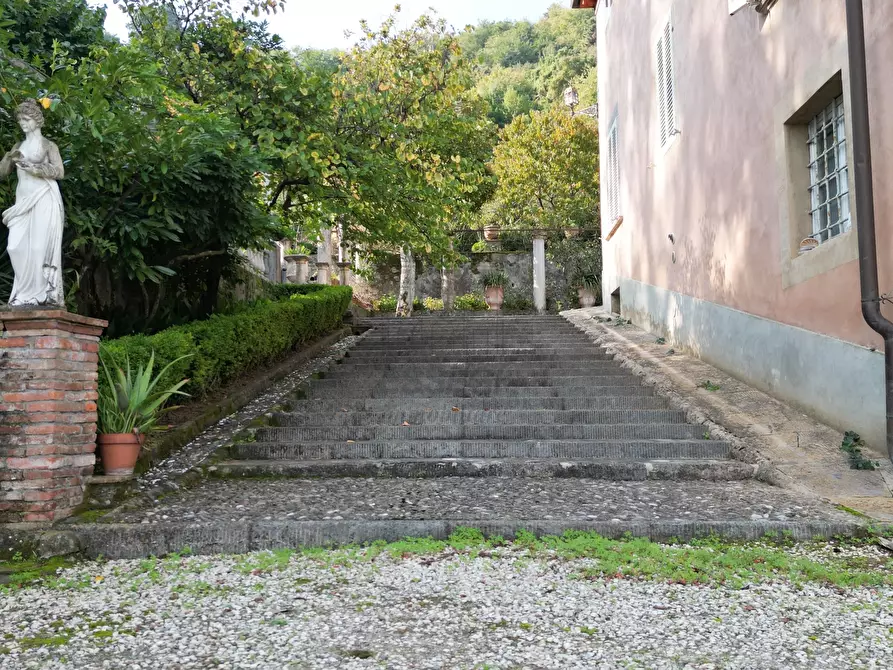 Immagine 8 di Villa in vendita  in Via del Cimitero ⅩⅩⅠⅠⅠ 676 a Lucca