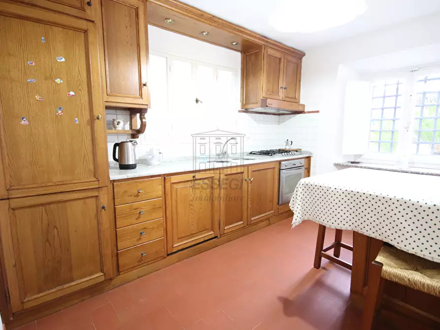 Immagine 32 di Villa in vendita  in Via Ludovica 56 a Lucca