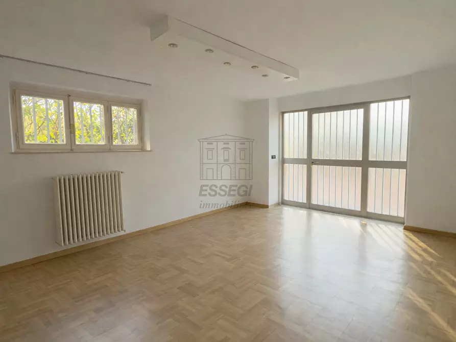 Immagine 17 di Villa in vendita  in Via Teresa Bandettini a Lucca