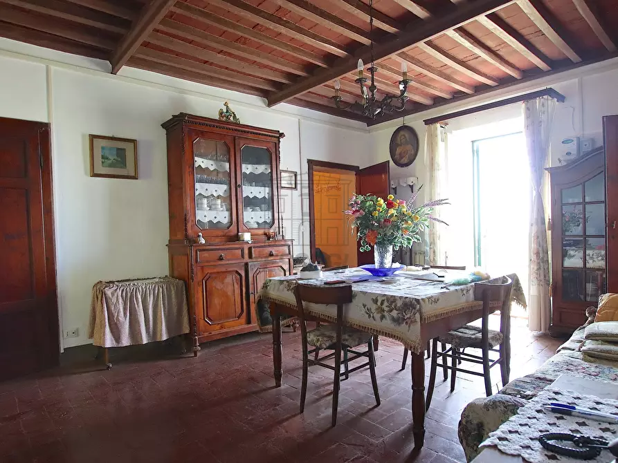 Immagine 9 di Rustico / casale in vendita  in Via Tofori a Lucca