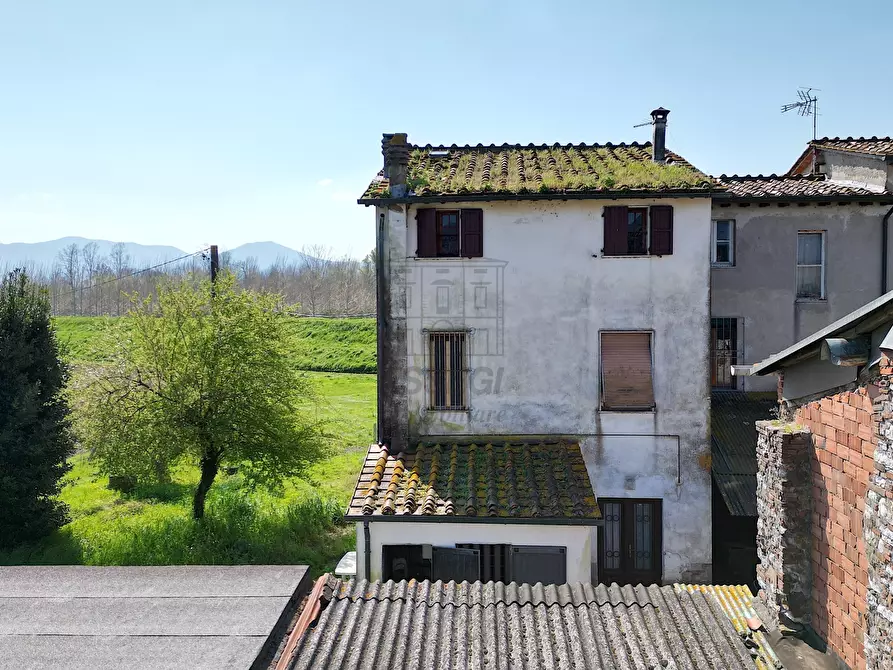Immagine 3 di Terratetto in vendita  in Via per Carignano 218 a Lucca