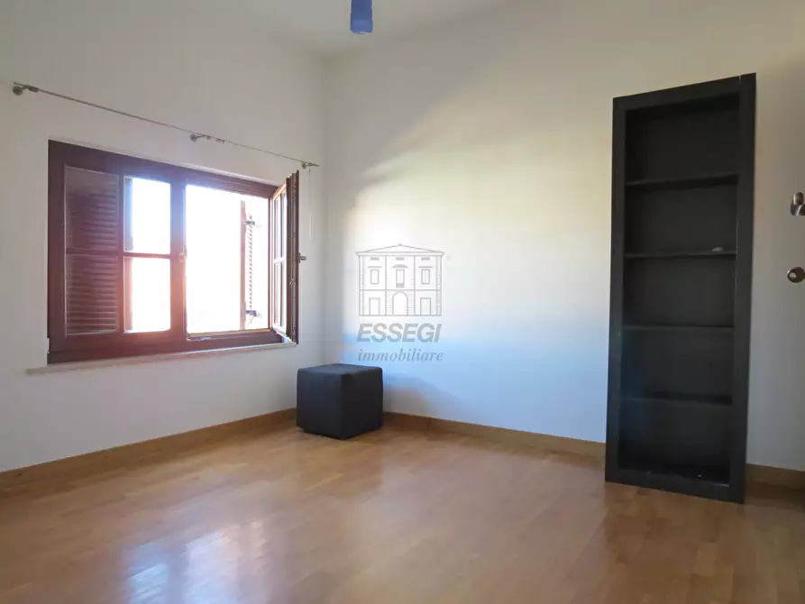 Immagine 11 di Appartamento in vendita  in Via Giovanni Sercambi a Lucca