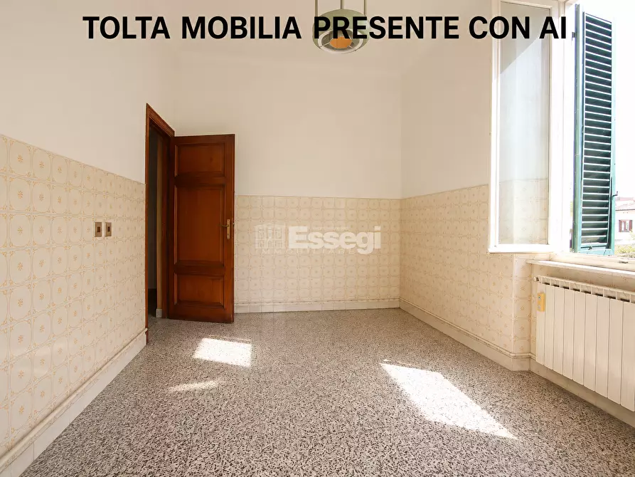 Immagine 9 di Villa in vendita  in Viale Agostino Marti a Lucca