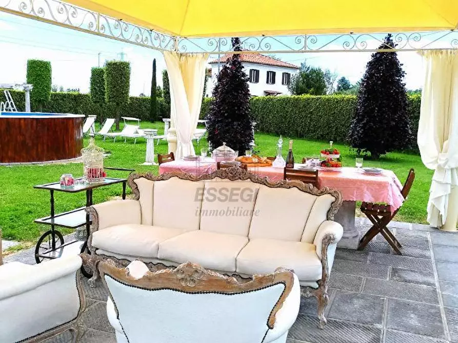 Immagine 5 di Villa in vendita  in Via Don Minzoni a Montecarlo