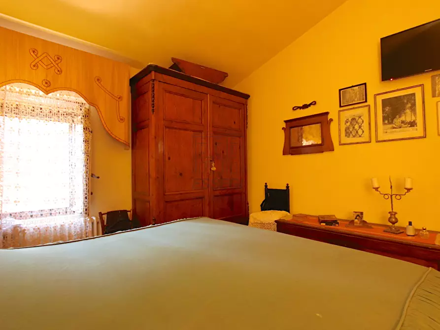 Immagine 53 di Rustico / casale in vendita  in Via della Chiesa di Gragnano a Lucca