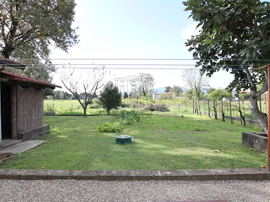 Immagine 35 di Casa indipendente in vendita  in Via Vecchia Pesciatina in Gragnano a Lucca