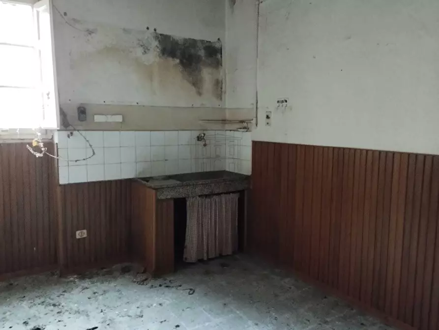 Immagine 5 di Terratetto in vendita  in Via della Madonnina 13 a Lucca