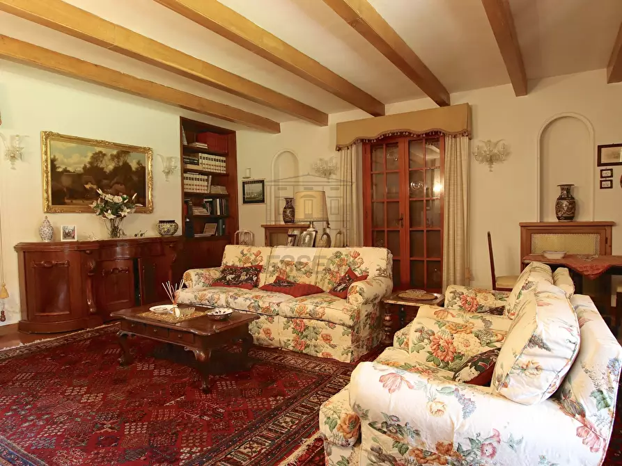 Immagine 15 di Rustico / casale in vendita  in Via di Villa Gaia 508 a Lucca