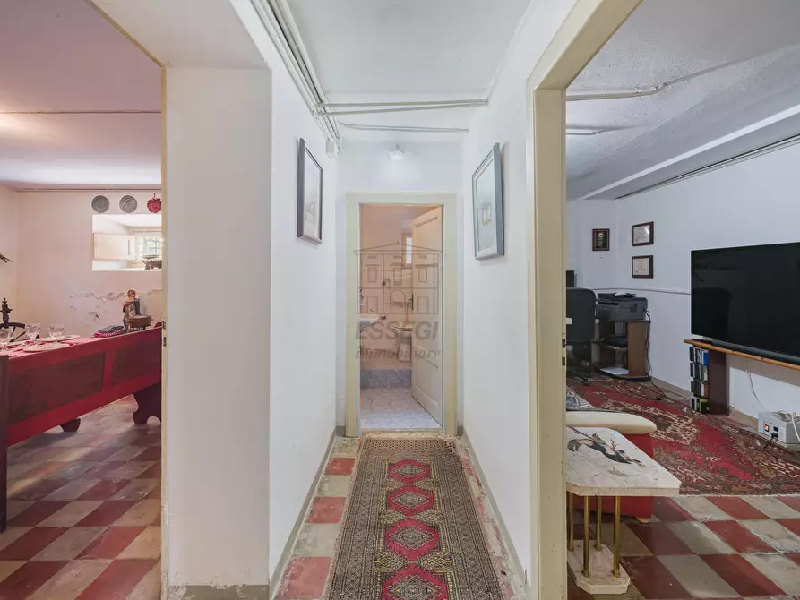 Immagine 28 di Villa in vendita  a Lucca