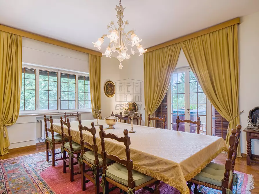 Immagine 21 di Villa in vendita  in Via dei Poveri Vecchi 749 a Lucca