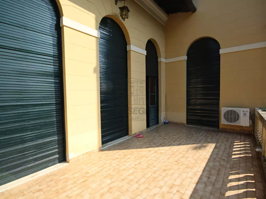 Immagine 27 di Villa in vendita  in Via Sarzanese 1028 a Lucca