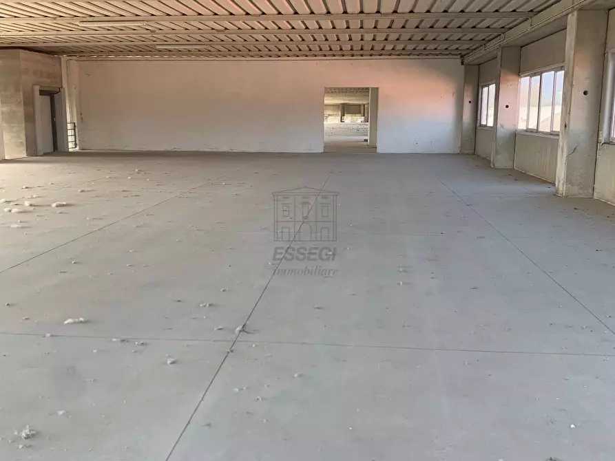 Immagine 3 di Attività artigianale in vendita  in Via della Chiesa 9 a Capannori