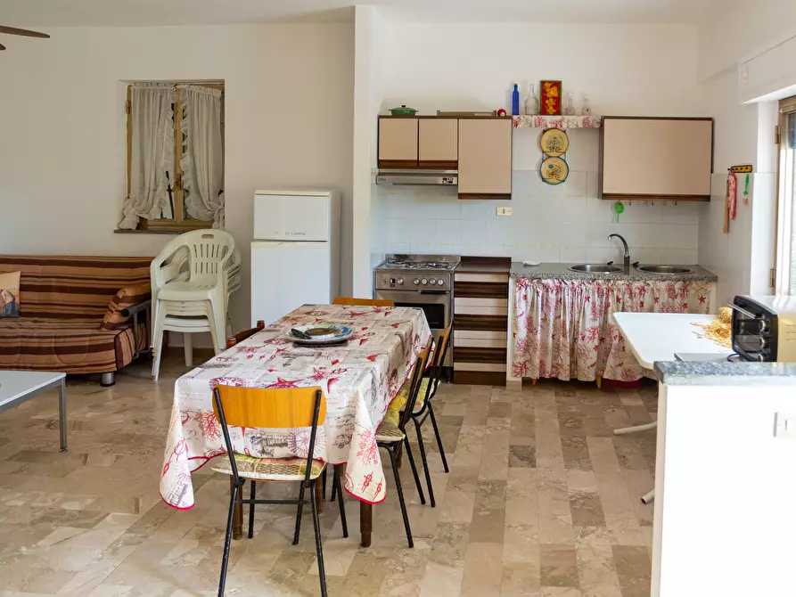 Immagine 11 di Casa indipendente in vendita  in Viale Aldo Moro 5 a Bova Marina