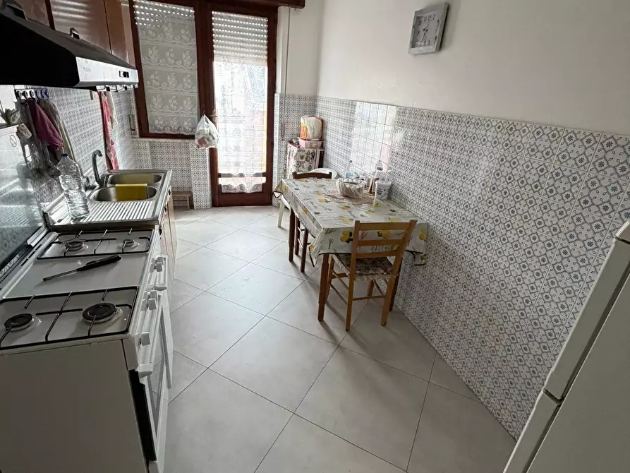 Immagine 3 di Quadrilocale in vendita  in Via Monte Nero 9 a Bova Marina
