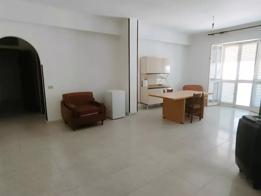 Immagine 2 di Quadrilocale in vendita  a Bova Marina