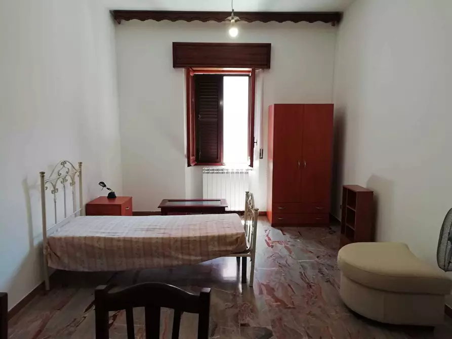 Immagine 6 di Pentalocale in vendita  in Via Guido Miggiano a Reggio Di Calabria