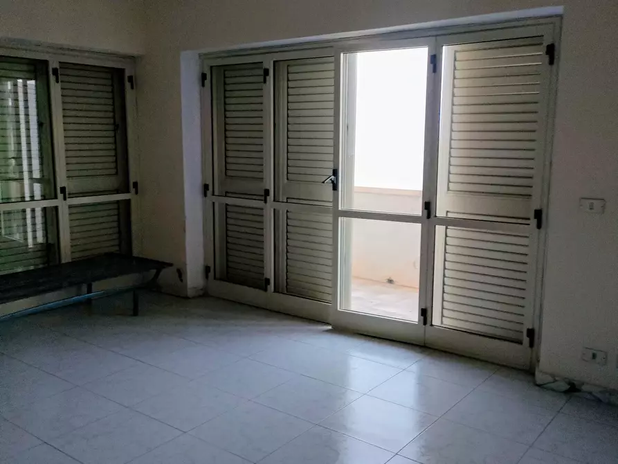 Immagine 15 di Mansarda in vendita  in Via Monte Cucco a Bova Marina