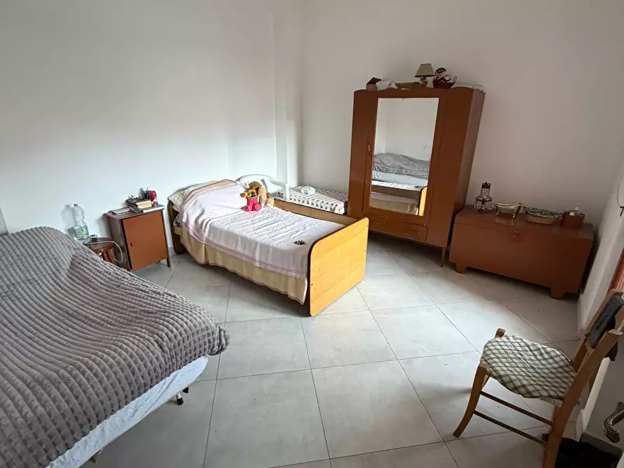 Immagine 5 di Quadrilocale in vendita  in Via Monte Nero 9 a Bova Marina