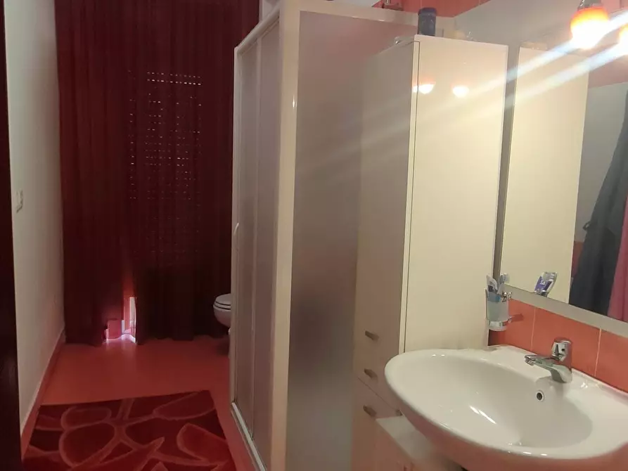 Immagine 9 di Pentalocale in vendita  in Via Abate Sant'Elia 26 a Reggio Di Calabria