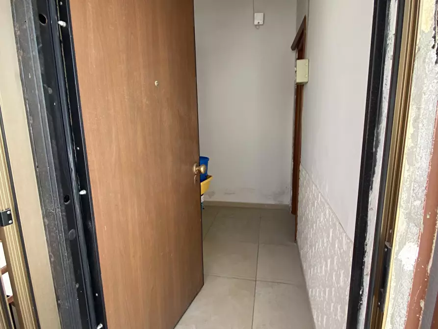 Immagine 15 di Trilocale in vendita  a Reggio Di Calabria
