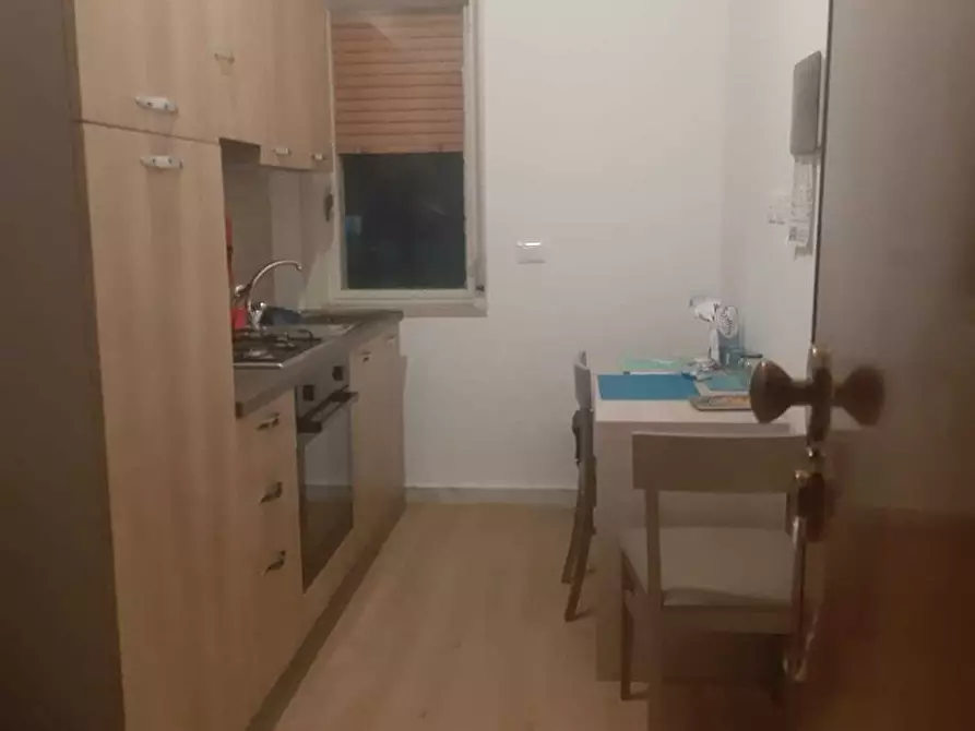 Immagine 12 di Bilocale in affitto  in Via Alfonso Frangipane 42 a Reggio Di Calabria