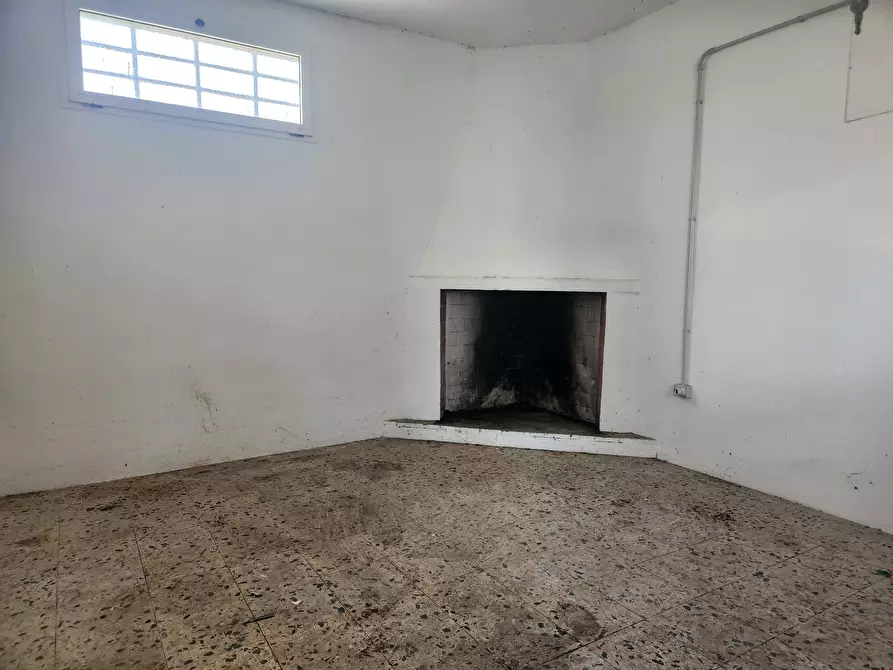 Immagine 18 di Casa indipendente in vendita  a Villasor