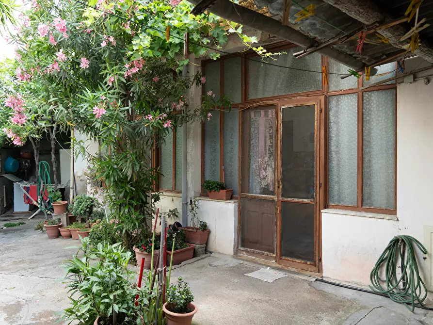 Immagine 6 di Casa indipendente in vendita  a Villasor