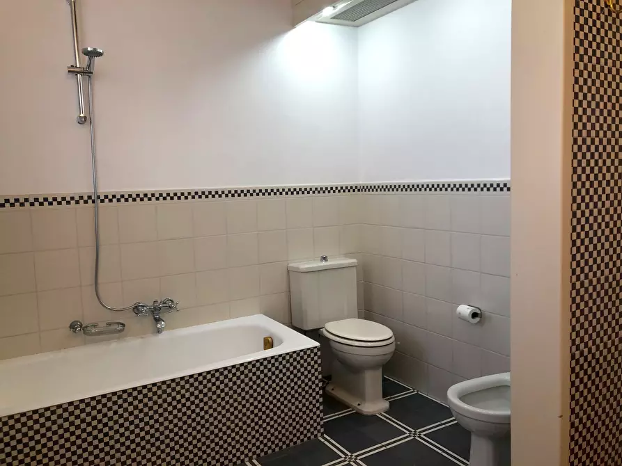 Immagine 22 di Casa bifamiliare in vendita  a Sarzana