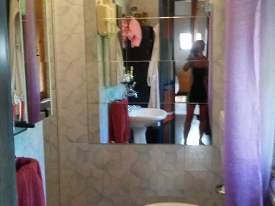 Immagine 11 di Casa semindipendente in vendita  a Ameglia