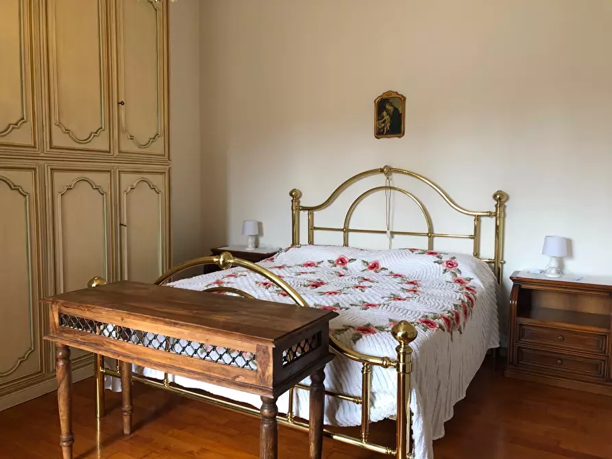 Immagine 17 di Casa bifamiliare in vendita  a Sarzana