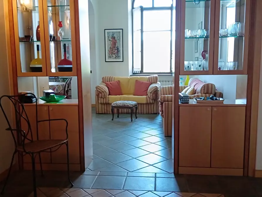 Immagine 3 di Trilocale in vendita  a Ameglia