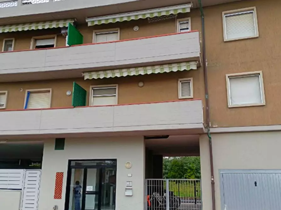 Immagine 11 di Bilocale in vendita  a Ortonovo