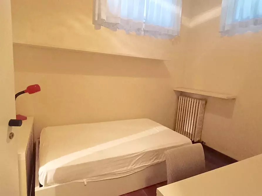 Immagine 11 di Quadrilocale in vendita  a Ameglia