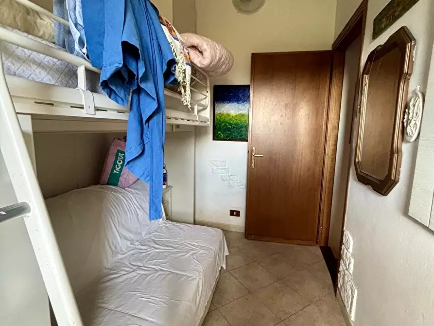 Immagine 15 di Porzione di casa in vendita  a Ameglia