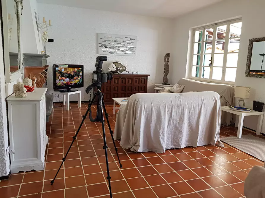 Immagine 9 di Casa semindipendente in vendita  a Ameglia