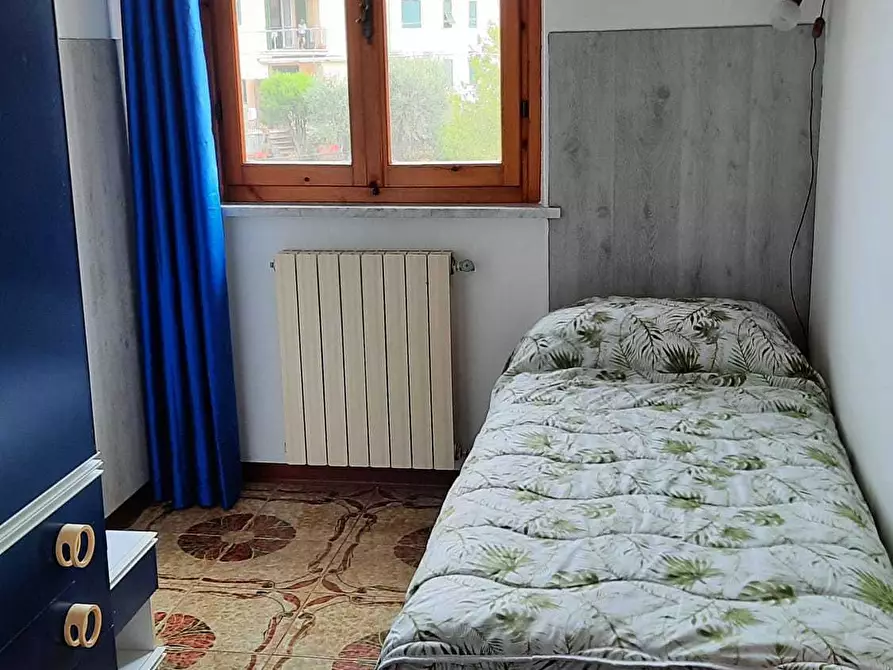 Immagine 12 di Porzione di casa in affitto  a Ameglia