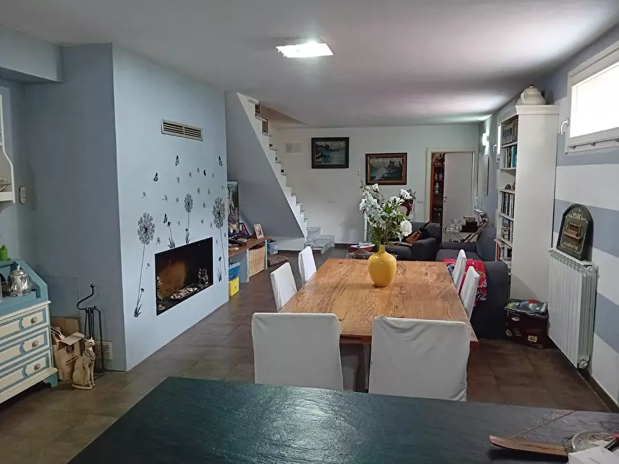 Immagine 20 di Casa semindipendente in vendita  in Via Valle 8 a Vezzano Ligure