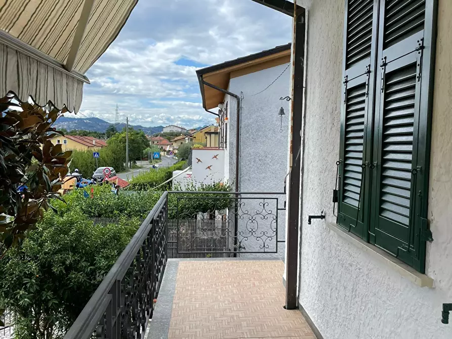 Immagine 1 di Appartamento in affitto  in Via Cisa Vecchia a Santo Stefano Di Magra