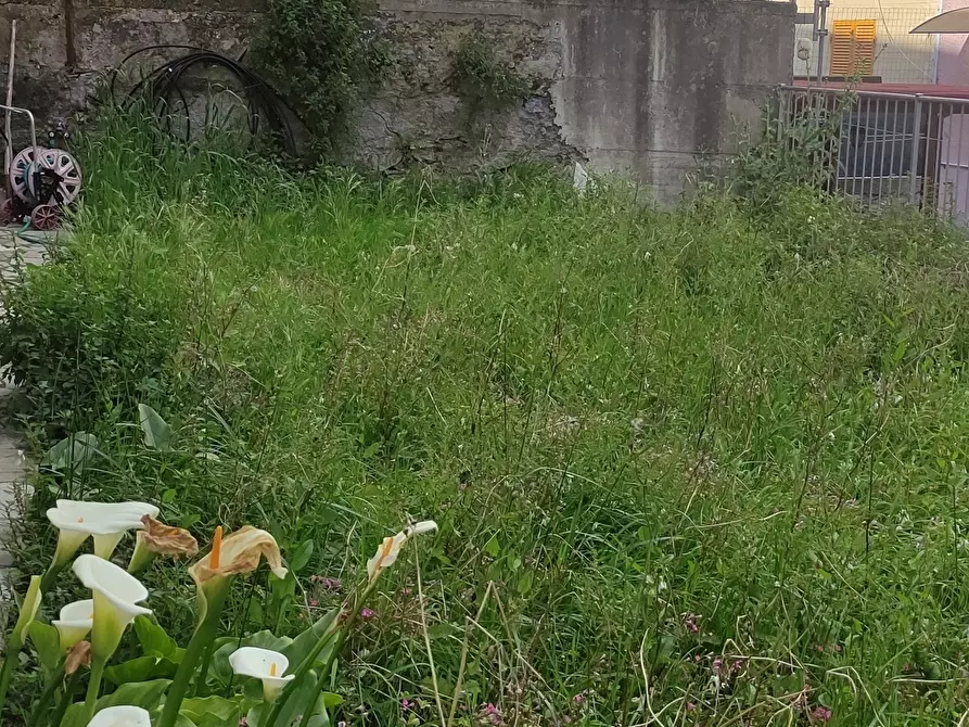 Immagine 17 di Appartamento in vendita  a La Spezia