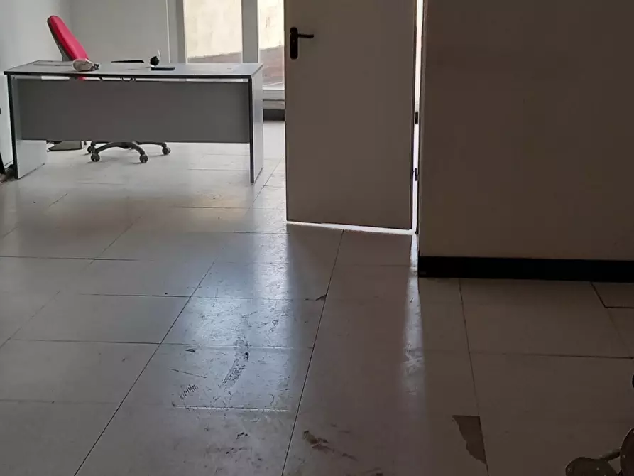 Immagine 13 di Ufficio in affitto  in Strada Statale 1 a Sarzana