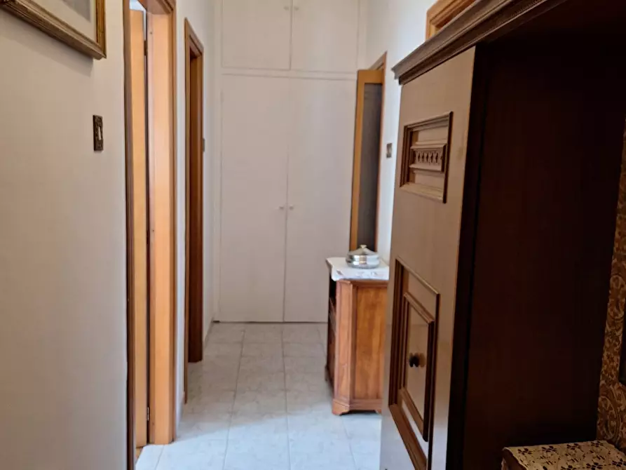 Immagine 2 di Appartamento in affitto  a La Spezia