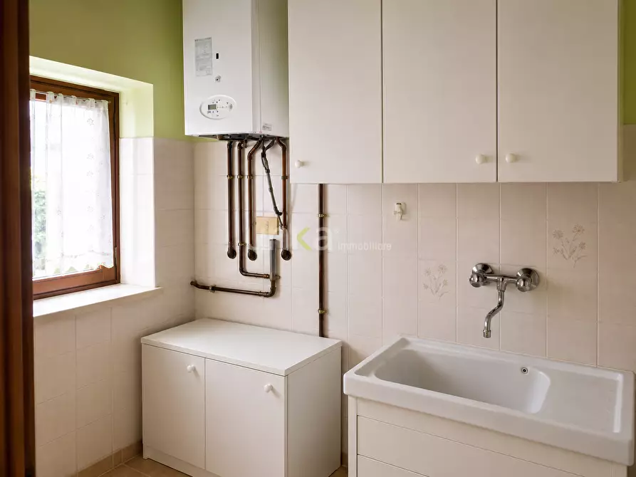 Immagine 5 di Casa indipendente in vendita  in Via Pergolesi 12 a Jesi