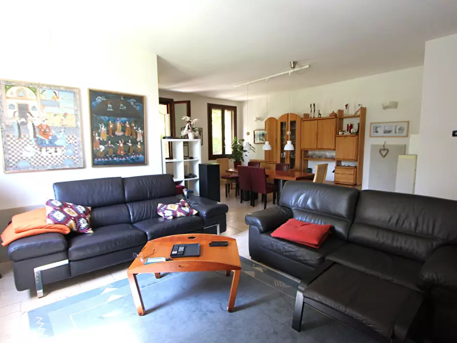Immagine 4 di Casa indipendente in vendita  in Via Ciano a Valsamoggia