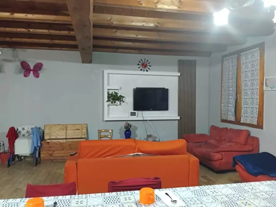 Immagine 33 di Villa in vendita  in Via dell'Artigiano 1 a Valsamoggia