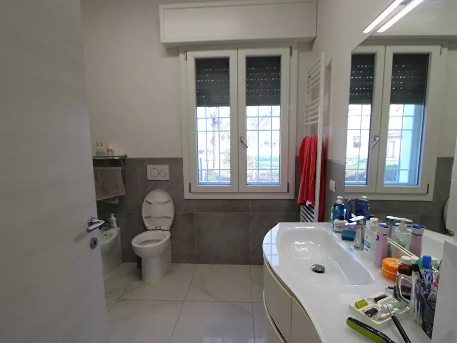 Immagine 30 di Casa indipendente in vendita  in Via Cassola a Valsamoggia